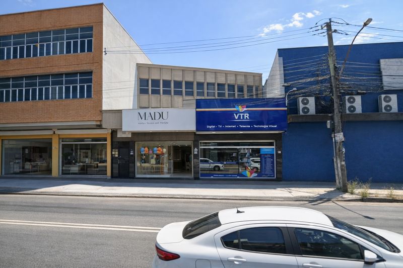 Conjunto/Sala, com 28m² no bairro Distrito Industrial em Cachoeirinha para Alugar