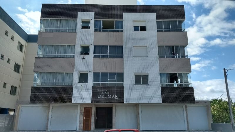Apartamento, com 80m², 2 dormitórios no bairro Centro em Tramandai para Alugar