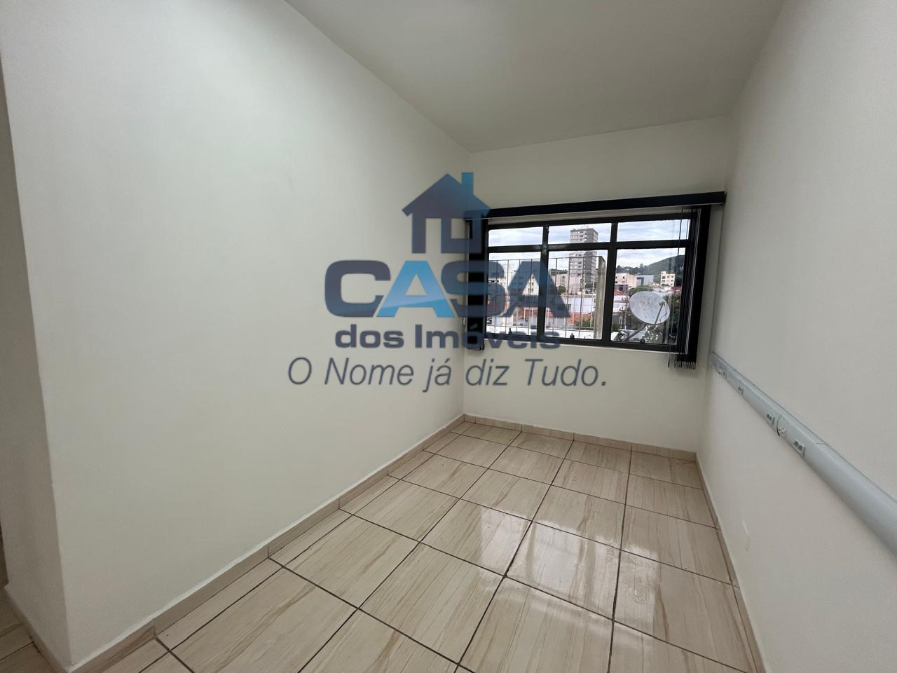 Comercial em Centro, São Roque - Sala Comercial N° 02 -  2° andar - Centro Comercial Ponto Nobre! - Foto 2