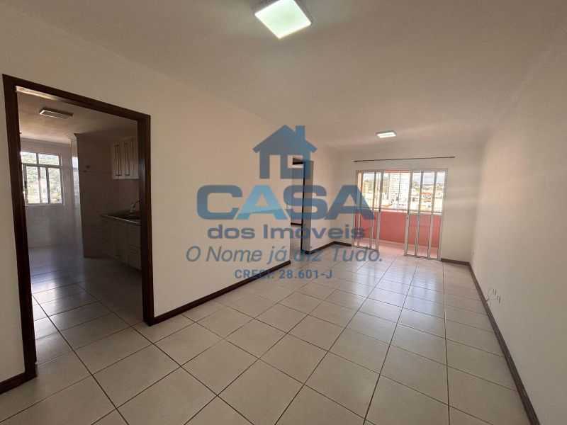 Apartamento no Centro, São Roque - Excelente apartamento com elevador!