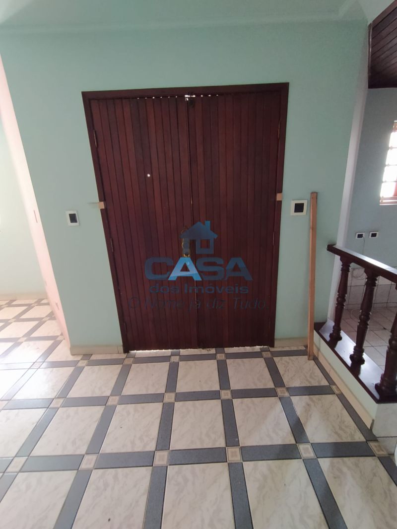Casa em Estação, São Roque - Excelente Oportunidade de Casa na Avenida São Roque. - Foto 2