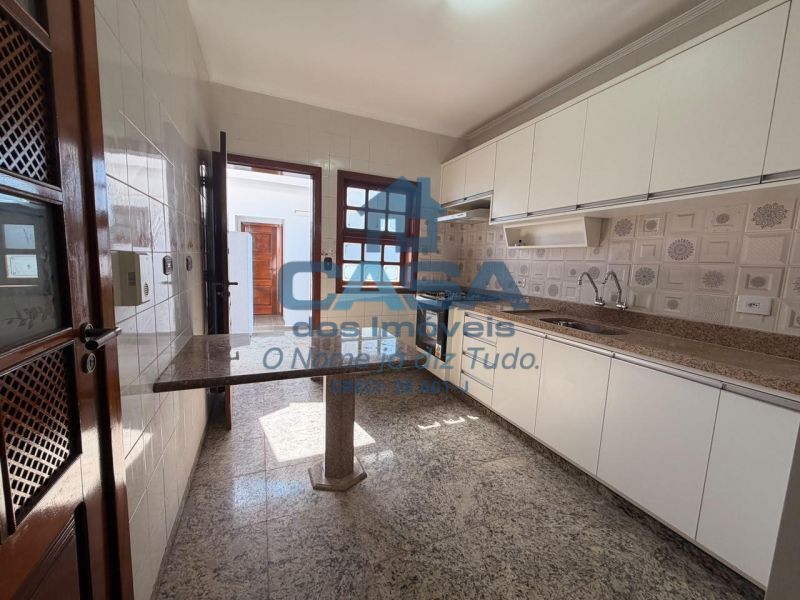 Casa em Esplanada Mendes Moraes, São Roque - Sobrado de Alto Padrão! - Foto 13