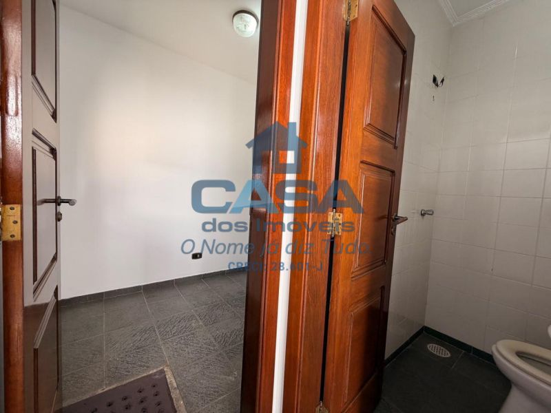 Casa em Esplanada Mendes Moraes, São Roque - Sobrado de Alto Padrão! - Foto 23