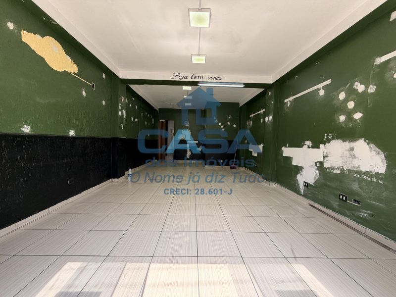 Comercial em Centro, São Roque - Salão Térreo!